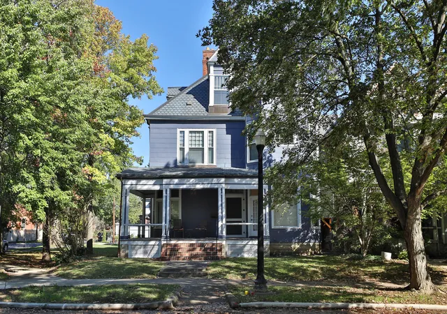 Photo 1 of Single family home for sale at 332 W 6th Avenue, Columbus, OH 43201 | MLS# 226037487 | Listing updated on 2026-10-28
