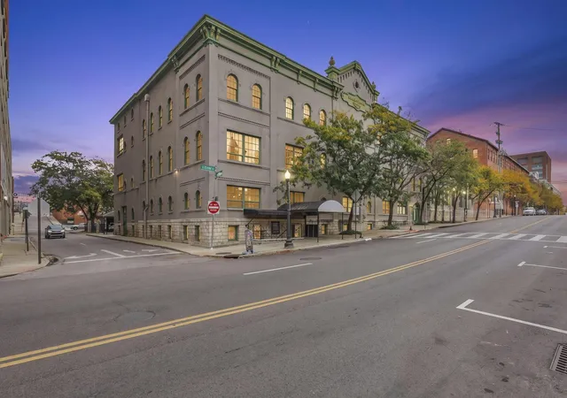 Condo for sale at 38 W Hoster St, Columbus, OH 43215 | MLS# 226037603
