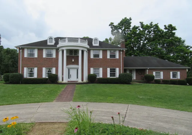 Single family home for sale at 6711 Lancaster New Lexington Rd SE, Lancaster, OH 43130 | MLS# 226037606