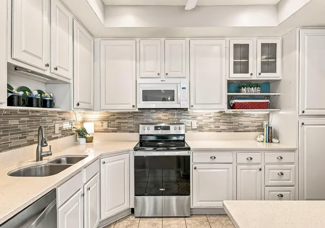 Photo 1 of Condo for sale at 2045 Dry Crk Pl, Grove City, OH 43123 | MLS# 226038240 | Listing updated on 2026-10-27