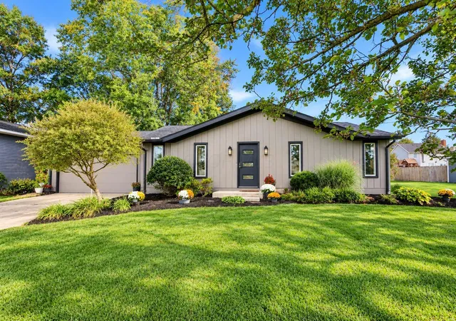Single family home for sale at 685 N Satinwood Cir, Mansfield, OH 44903 | MLS# 226037629