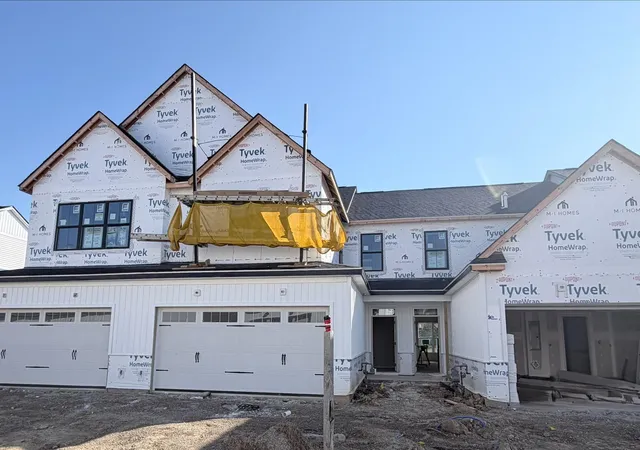 Condo for sale at 5793 Dutch Ln, Powell, OH 43065 | MLS# 226037649