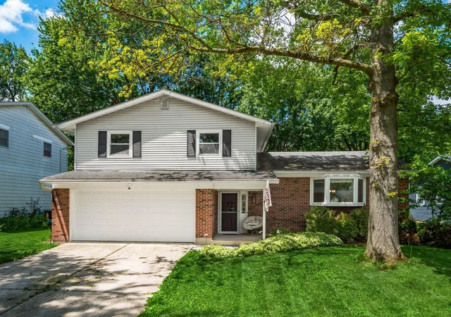 Photo 1 of Single family home for sale at 625 Heritage Blvd, Delaware, OH 43015 | MLS# 226037668 | Listing updated on 2026-10-16