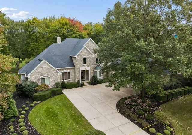 Photo 1 of Single family home for sale at 10541 Wellington Blvd, Powell, OH 43065 | MLS# 226037740 | Listing updated on 2026-10-14