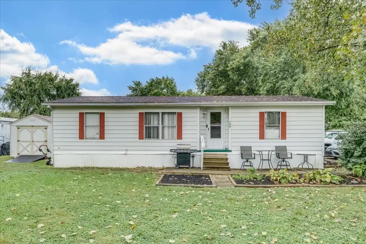 Photo 1 of Single family home for sale at 125 Woodfield Pl, South Bloomfield, OH 43103 | MLS# 226037775 | Listing updated on 2026-10-30