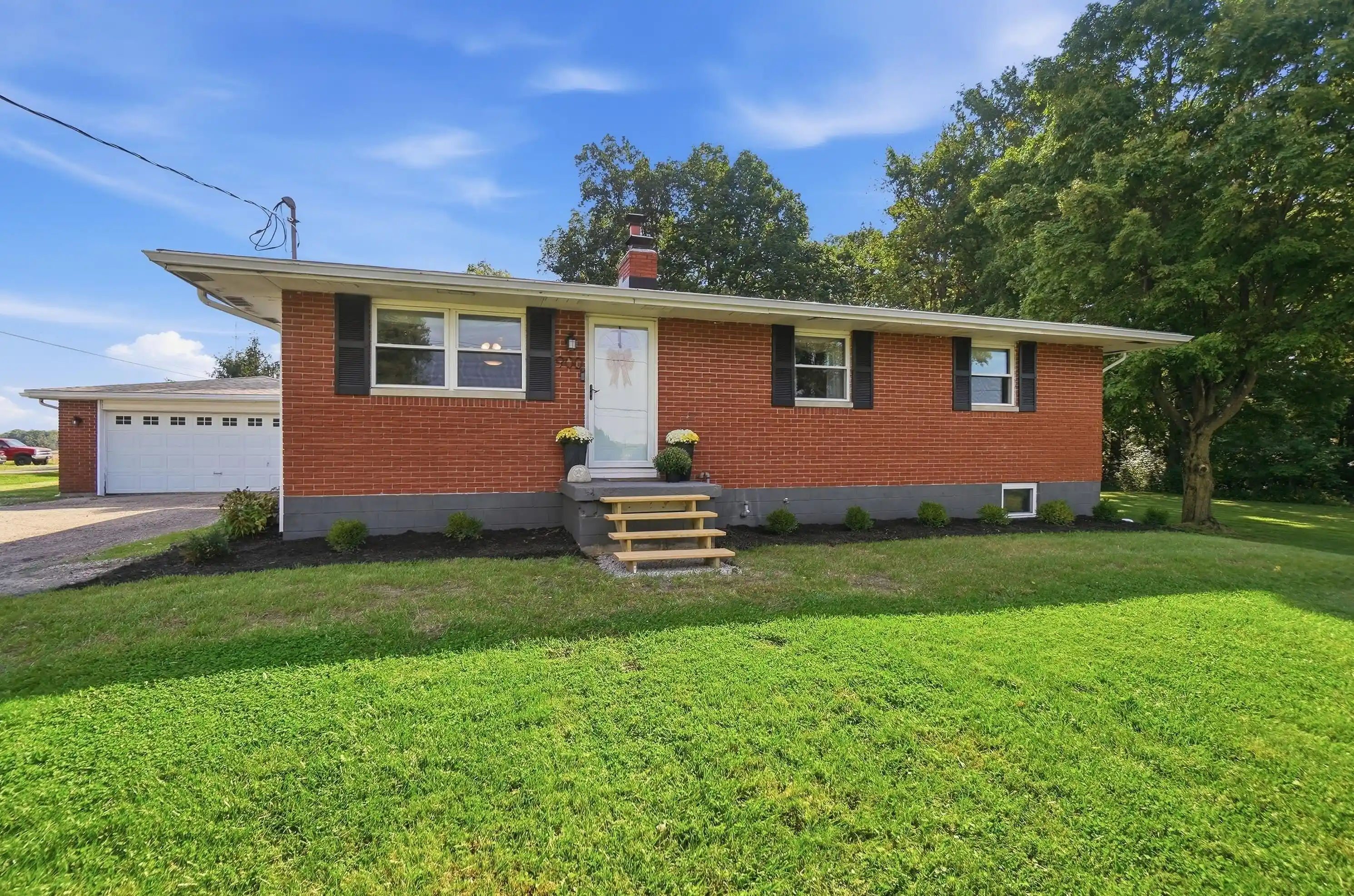 Photo 1 of Sale Pending at 900 N Urbana Lisbon Rd, South Vienna, OH 45369 | MLS# 226037749 | Listing updated on 2026-10-24