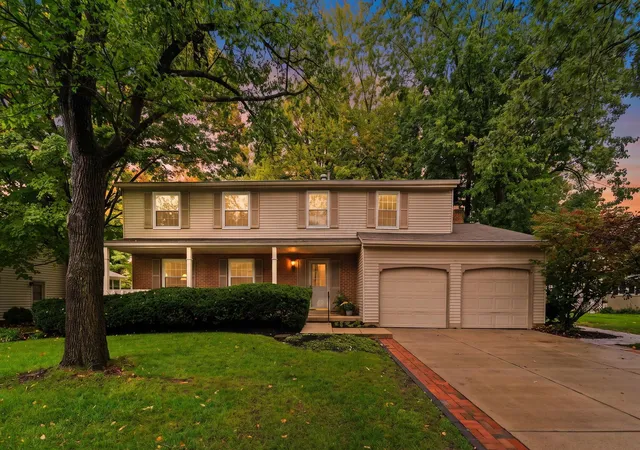 Photo 1 of Single family home for sale at 84 Belpre Pl W, Westerville, OH 43081 | MLS# 226037879 | Listing updated on 2026-10-25