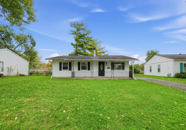 Photo 1 of Single family home for sale at 500 Celina Rd, Columbus, OH 43228 | MLS# 226039033 | Listing updated on 2026-10-21