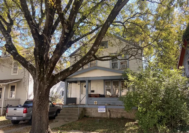 Photo 1 of Sale Pending at 1621 Myrtle Ave, Columbus, OH 43211 | MLS# 226037865 | Listing updated on 2026-10-13