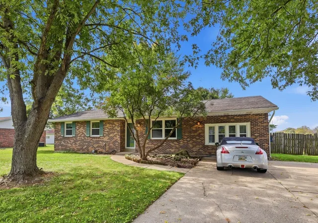Photo 1 of Sale Pending at 247 West Dr, Springfield, OH 45504 | MLS# 226037870 | Listing updated on 2026-10-11