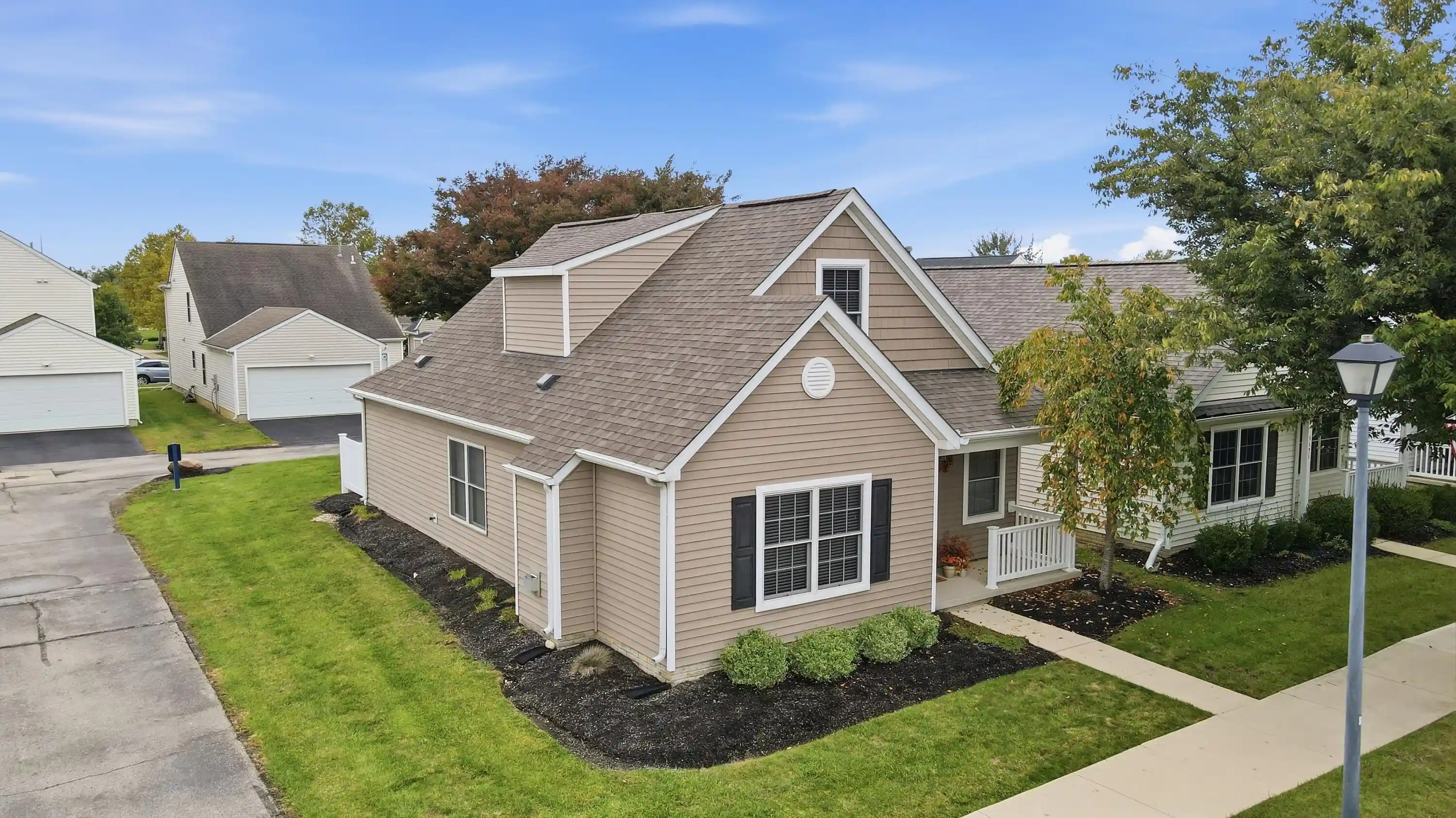 Single family home for sale at 5517 Mossy Crk Dr, Dublin, OH 43016 | MLS# 226037896