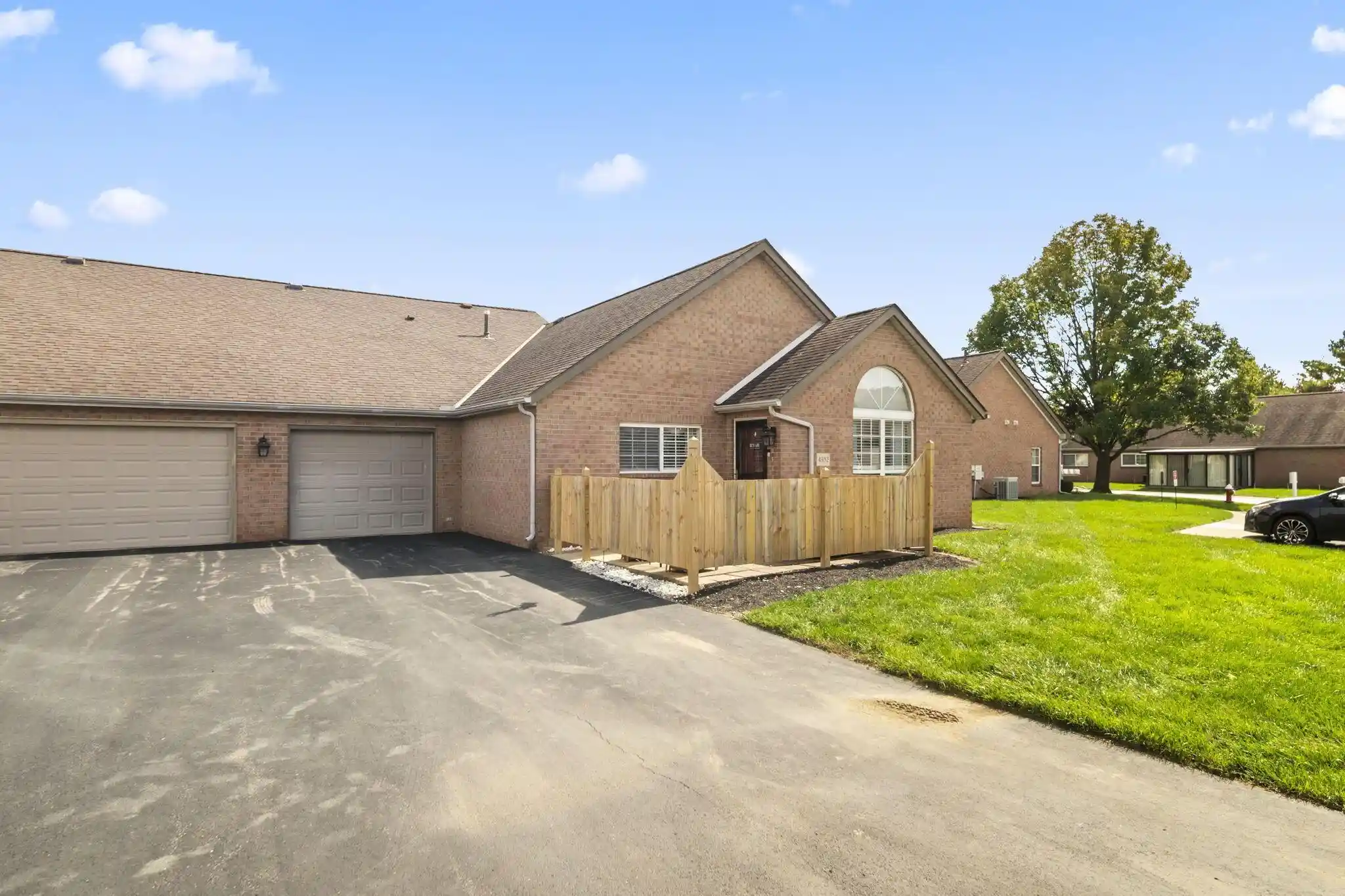 Photo 1 of Condo for sale at 4982 Meadow Run Dr, Hilliard, OH 43026 | MLS# 226037884 | Listing updated on 2026-10-06