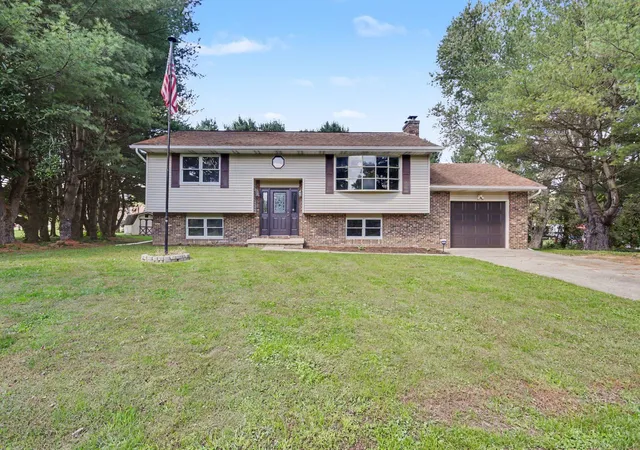 Single family home for sale at 11795 James Dr, Logan, OH 43138 | MLS# 226037934