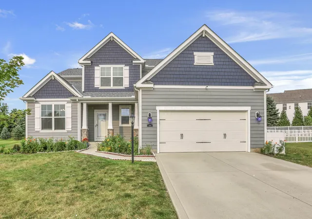 Photo 1 of Single family home for sale at 106 Cedarhurst Ct, Pickerington, OH 43147 | MLS# 226037973 | Listing updated on 2026-10-06