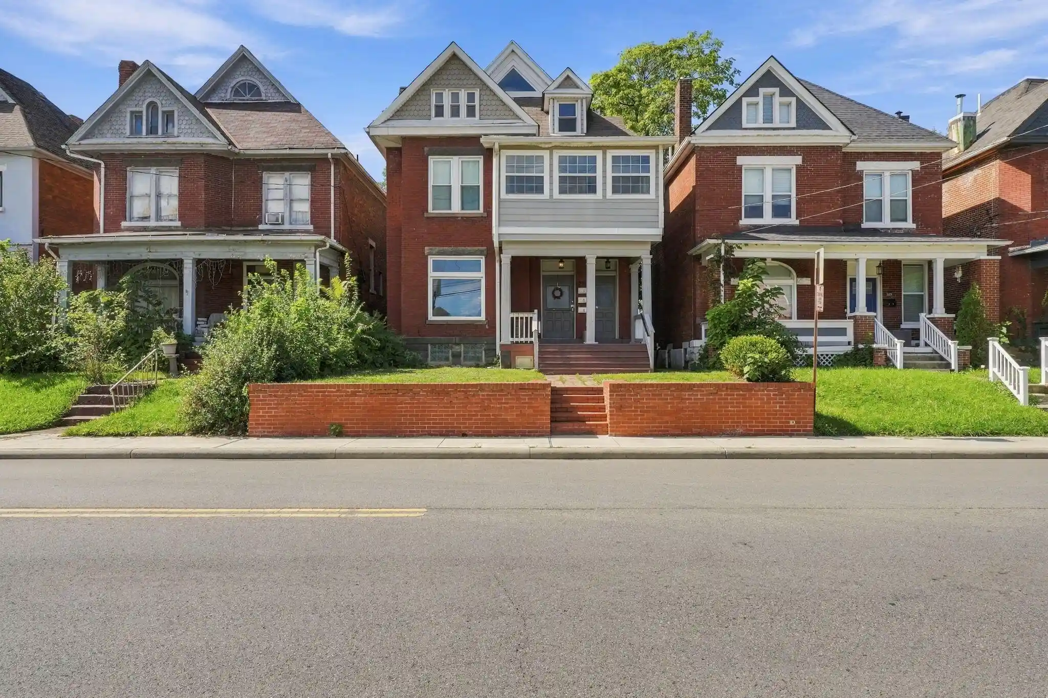 Photo 1 of Sale Pending at 307 Taylor Ave, Columbus, OH 43203 | MLS# 226037983 | Listing updated on 2026-10-06