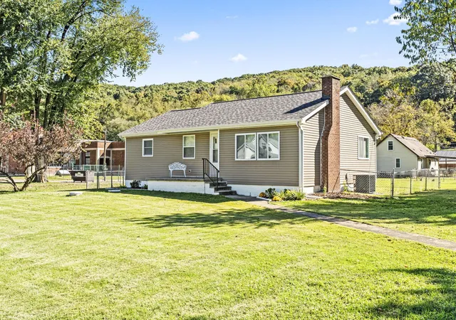 Photo 1 of Single family home for sale at 1754 Massieville Rd, Chillicothe, OH 45601 | MLS# 226038080 | Listing updated on 2026-10-23