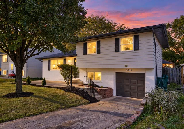 Photo 1 of Single family home for sale at 3186 Valleywood Dr, Columbus, OH 43223 | MLS# 226038709 | Listing updated on 2026-10-19