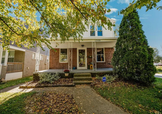 Photo 1 of Single family home for sale at 1749 Sullivant Ave, Columbus, OH 43223 | MLS# 226038182 | Listing updated on 2026-10-20