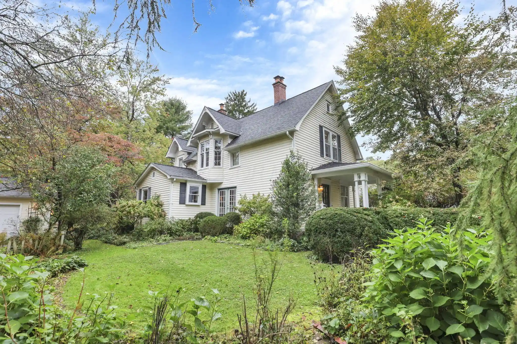 Single family home for sale at 129 Shepardson Ct, Granville, OH 43023 | MLS# 226038853