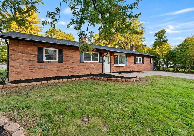 Photo 1 of Single family home for sale at 102 S Otterbein Ave, Westerville, OH 43081 | MLS# 226038089 | Listing updated on 2026-10-27