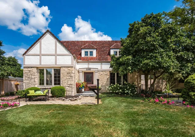 Single family home for sale at 2280 Brixton Rd, Columbus, OH 43221 | MLS# 226039983