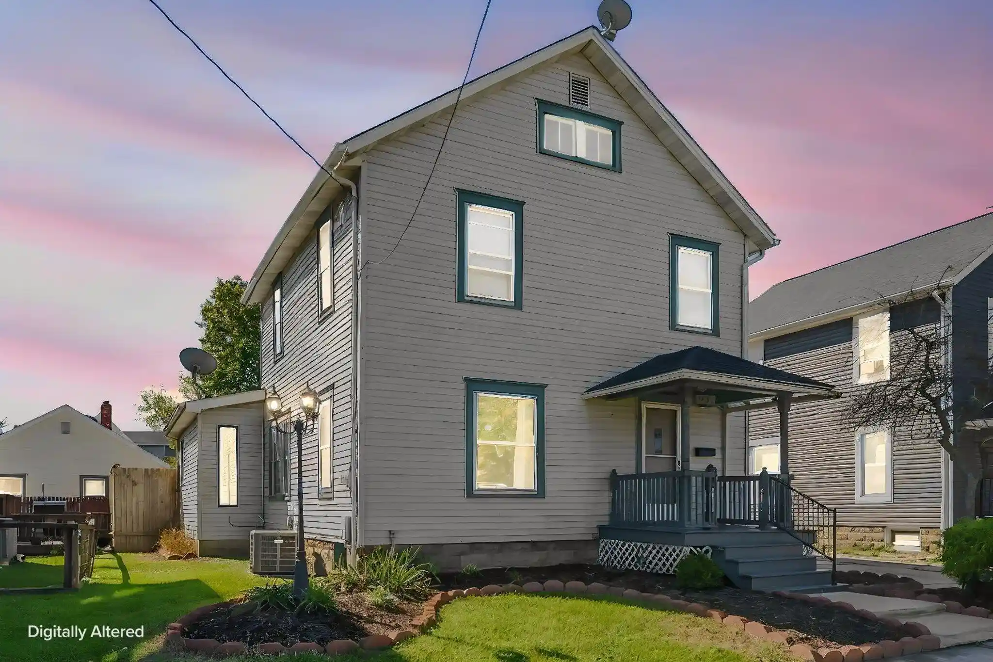 Single family home for sale at 911 E Church St, Marion, OH 43302 | MLS# 226038242