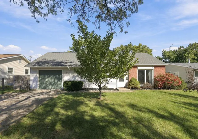 Photo 1 of Single family home for sale at 4776 Hillcrest St S, Hilliard, OH 43026 | MLS# 226038172 | Listing updated on 2026-10-24