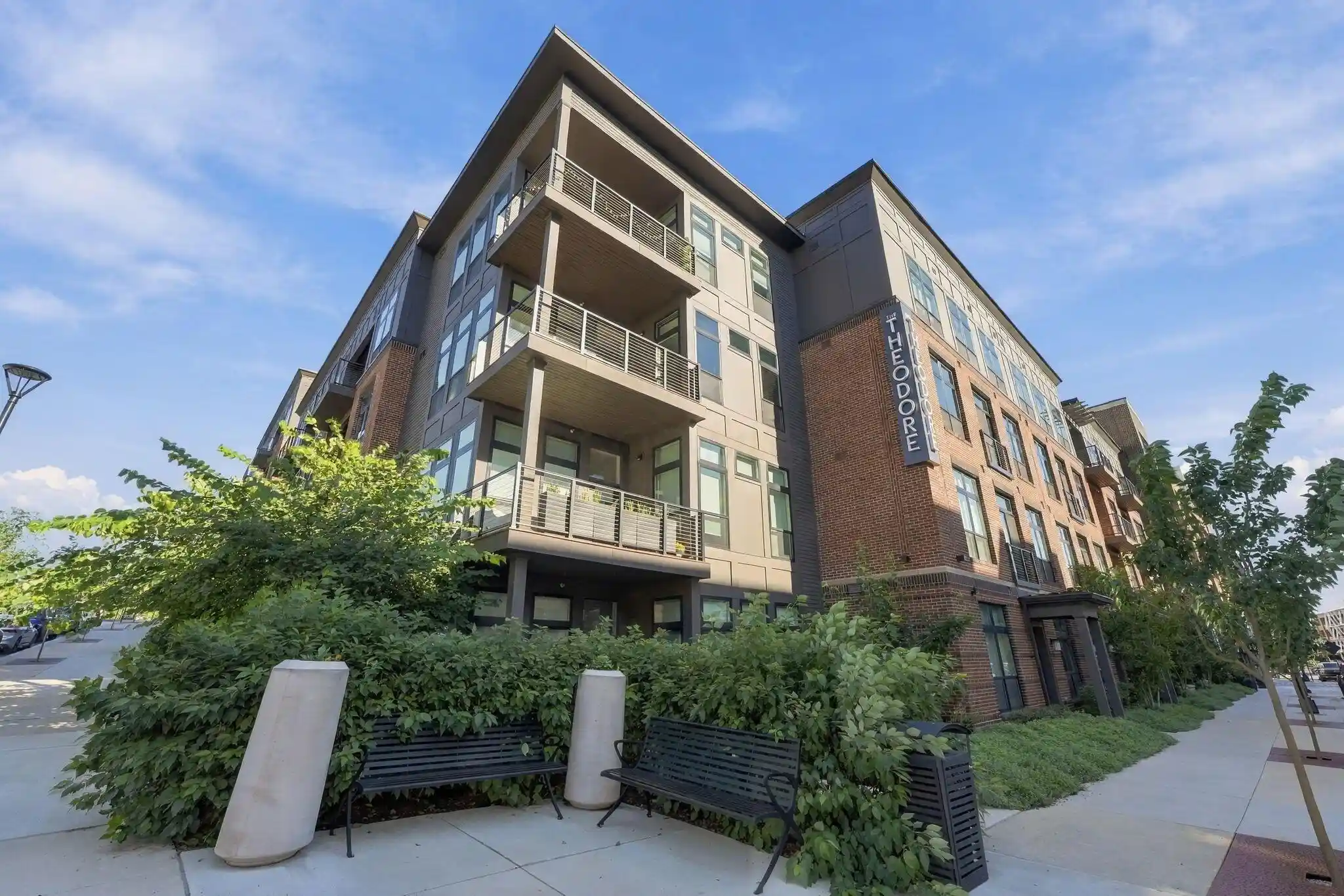 Listing Photo 1 - Condo for sale in 6633 Dale Dr located at 6633 Dale Dr, Dublin, OH 43017 - Unit #524