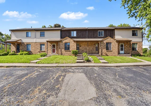 Photo 1 of Single family home for sale at 3611 Ringling Ln, Columbus, OH 43230 | MLS# 226038305 | Listing updated on 2026-10-11