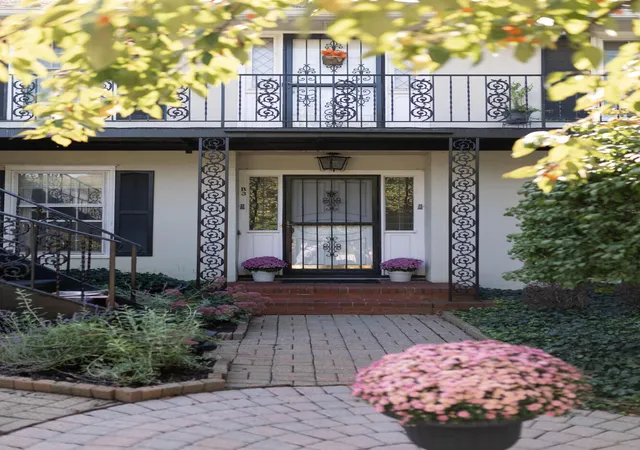 Photo 1 of Condo for sale at 1631 Roxbury Rd #B3, Columbus, OH 43212 | MLS# 226038203 | Listing updated on 2026-10-28