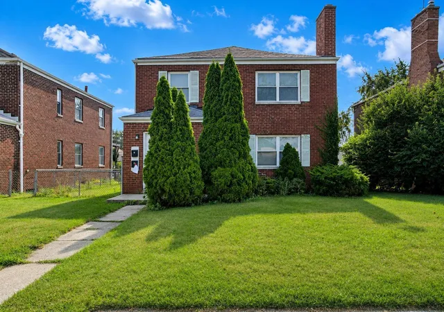 Multi family home for sale at 186 Powell Ave, Columbus, OH 43204 | MLS# 226039086