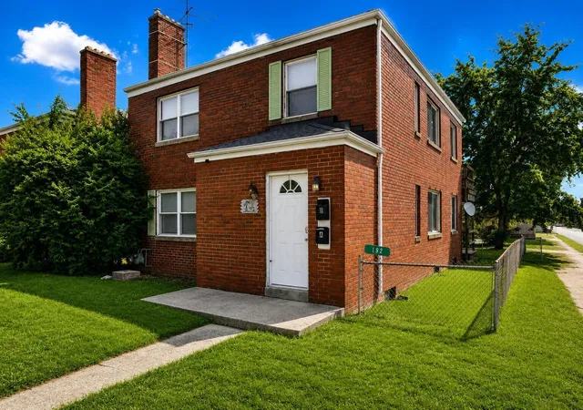 Listing Photo 1 - Condo for sale in building located at 192 Powell Ave, Columbus, OH 43204