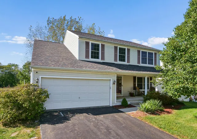 Photo 1 of Single family home for sale at 1727 Creekview Dr, Marysville, OH 43040 | MLS# 226038368 | Listing updated on 2026-10-21