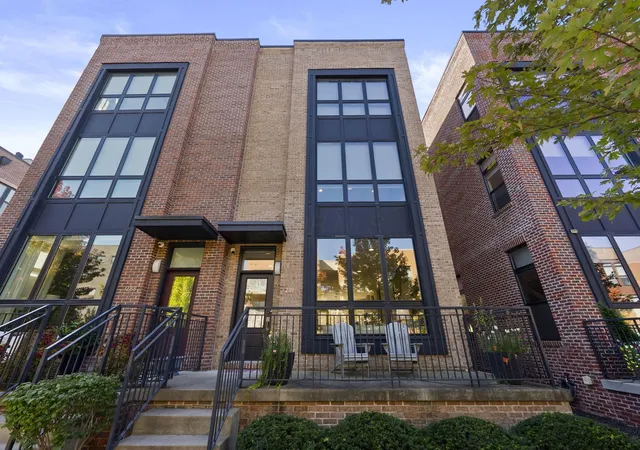 Photo 1 of Condo for sale at 281 Auden Ave, Columbus, OH 43215 | MLS# 226038320 | Listing updated on 2026-10-28