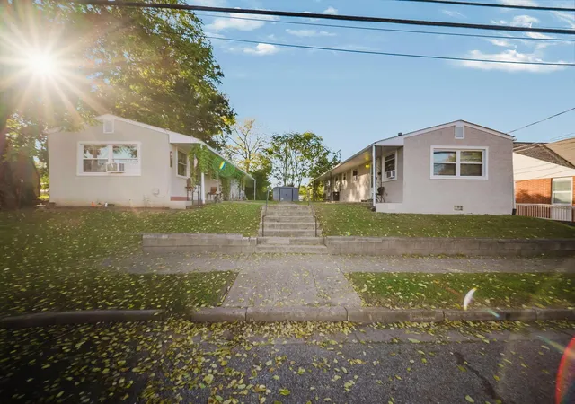 Photo 1 of Multi family home for sale at 1025 S Pickaway St, Circleville, OH 43113 | MLS# 226038387 | Listing updated on 2026-10-21