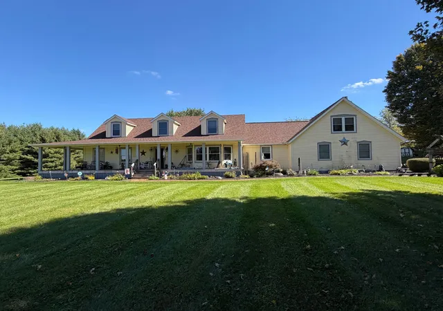 Photo 1 of Single family home for sale at 1682 Debolt Rd, Utica, OH 43080 | MLS# 226038355 | Listing updated on 2026-10-25