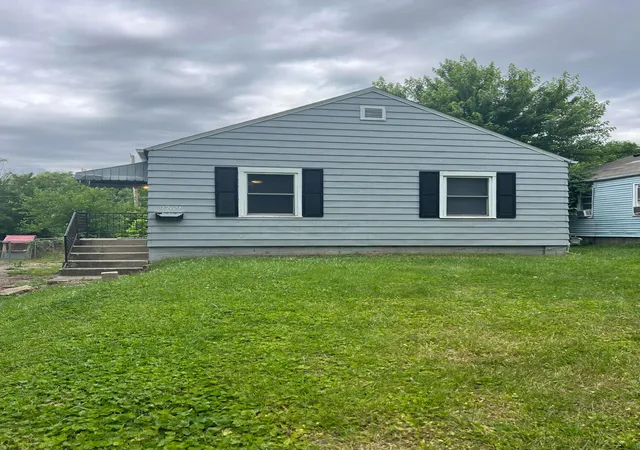 Photo 1 of Single family home for sale at 2769 Mcguffey Rd, Columbus, OH 43211 | MLS# 226038550 | Listing updated on 2026-10-09