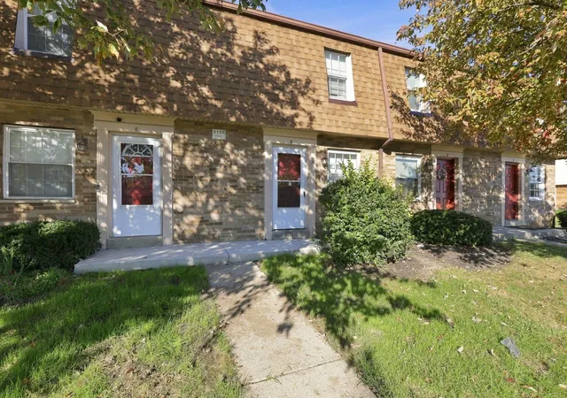 Condo for sale at 5702 Beechcroft Rd #D, Columbus, OH 43229 | MLS# 226040014