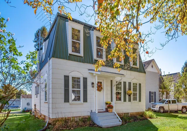 Single family home for sale at 584 N Main St, Utica, OH 43080 | MLS# 226038571