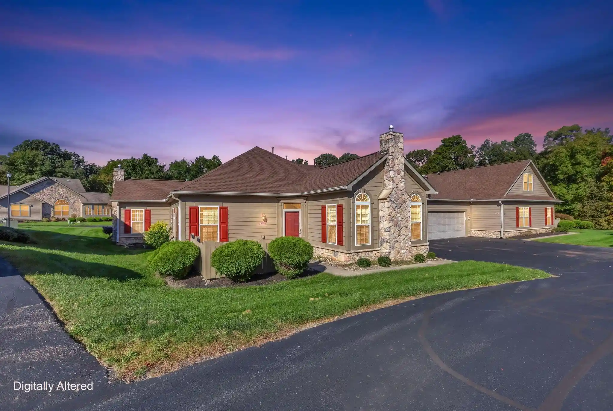 Listing Photo 1 - Condo for sale in 204 Avalon Dr located at 204 Avalon Dr, Heath, OH 43056 - Unit #27