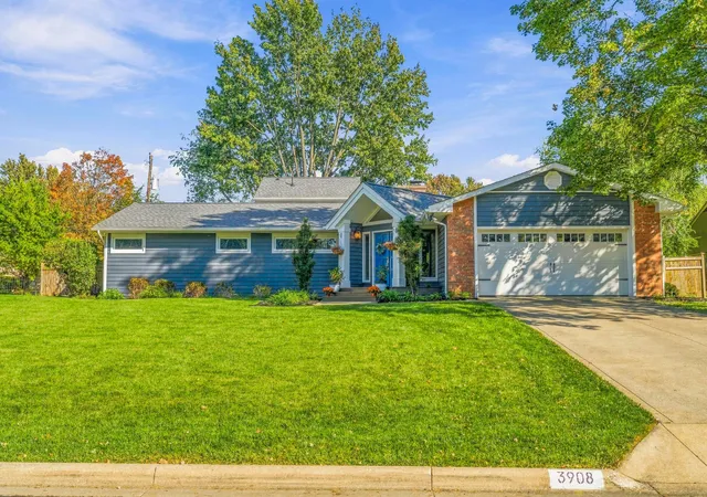 Single family home for sale at 3908 Kioka Ave, Columbus, OH 43220 | MLS# 226039052