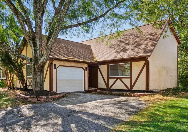 Photo 1 of Single family home for sale at 5455 Maple Cyn Ave, Columbus, OH 43229 | MLS# 226038521 | Listing updated on 2026-10-29
