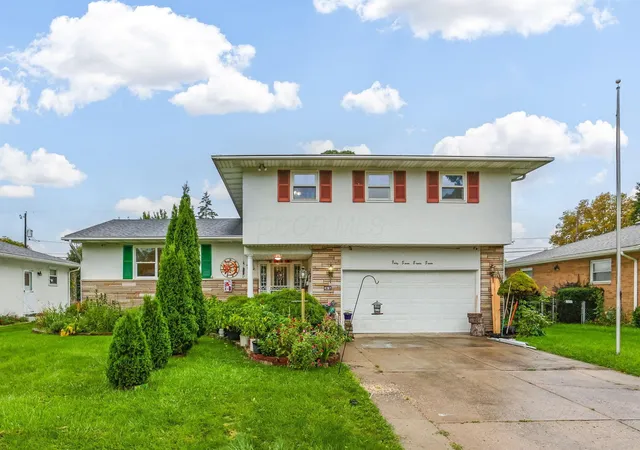 Photo 1 of Single family home for sale at 4787 Almont Dr, Columbus, OH 43229 | MLS# 226038569 | Listing updated on 2026-10-09