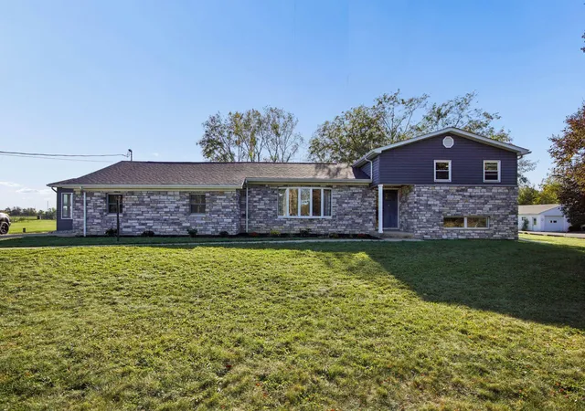 Photo 1 of Single family home for sale at 1144 Spring Valley Rd, London, OH 43140 | MLS# 226038580 | Listing updated on 2026-10-29
