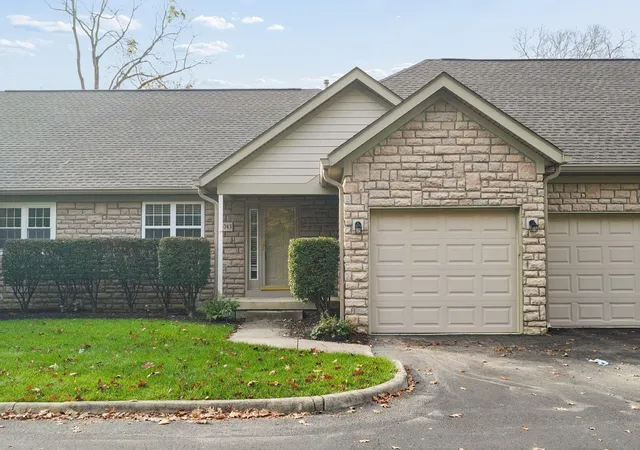 Photo 1 of Sale Pending at 4743 Two Crk Dr, Powell, OH 43065 | MLS# 226040377 | Listing updated on 2026-10-24