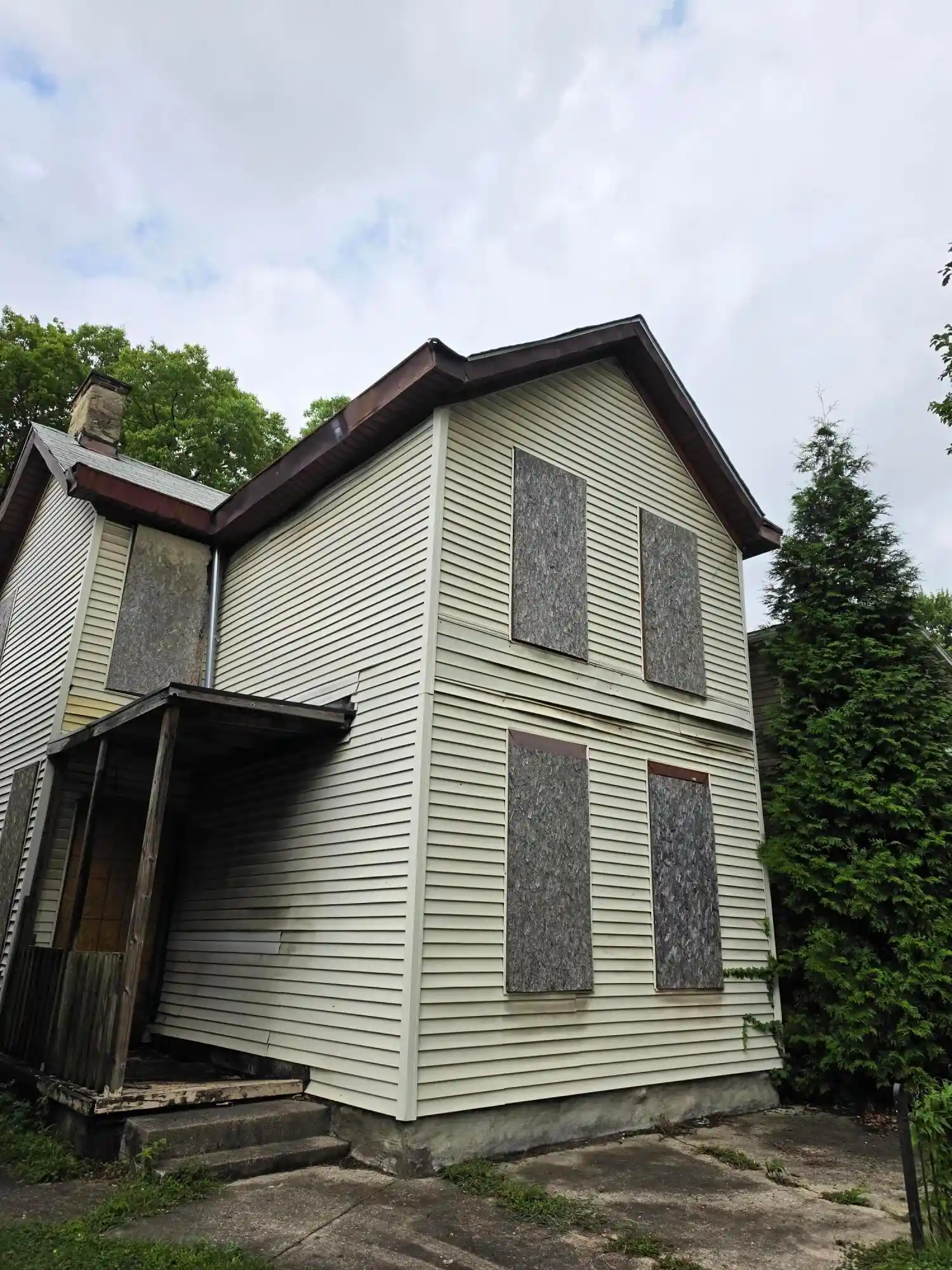 Listing Photo 1 - Condo for sale in 273 S Monroe Ave located at 273 S Monroe Ave, Columbus, OH 43205 - Unit 273 S Monroe Ave