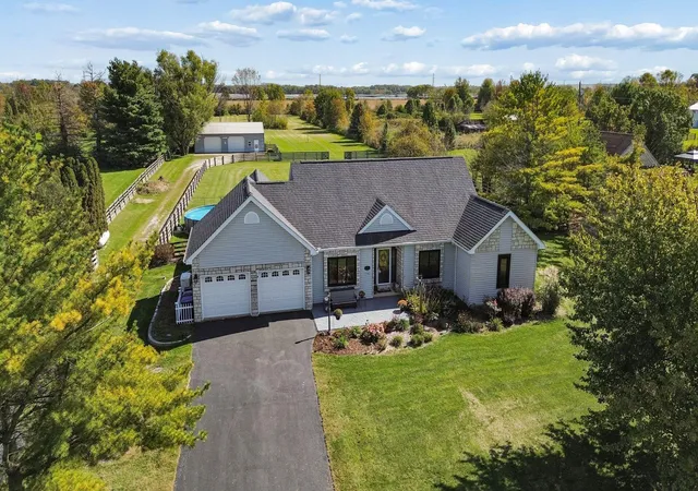 Photo 1 of Single family home for sale at 3166 Kropp Rd, Grove City, OH 43123 | MLS# 226038637 | Listing updated on 2026-10-21