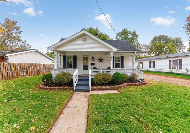 Single family home for sale at 105 Pearl St, Richwood, OH 43344 | MLS# 226038646