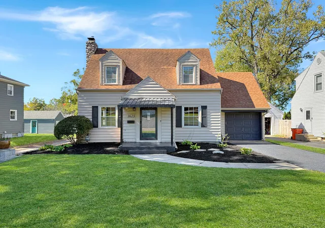 Photo 1 of Single family home for sale at 1625 Crestview Dr, Springfield, OH 45504 | MLS# 226038657 | Listing updated on 2026-10-13
