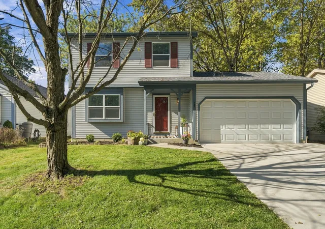 Photo 1 of Single family home for sale at 4999 Castlerea Ct, Columbus, OH 43221 | MLS# 226038730 | Listing updated on 2026-10-25
